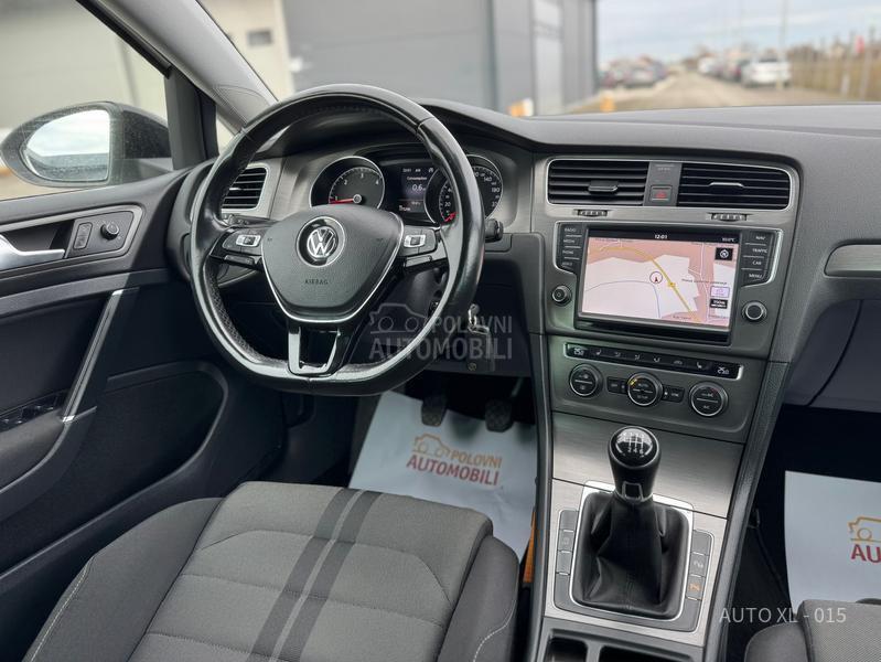 Volkswagen Golf 7 1.6 TDI // HIGHLINE