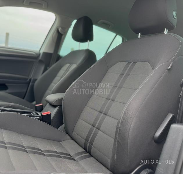 Volkswagen Golf 7 1.6 TDI // HIGHLINE