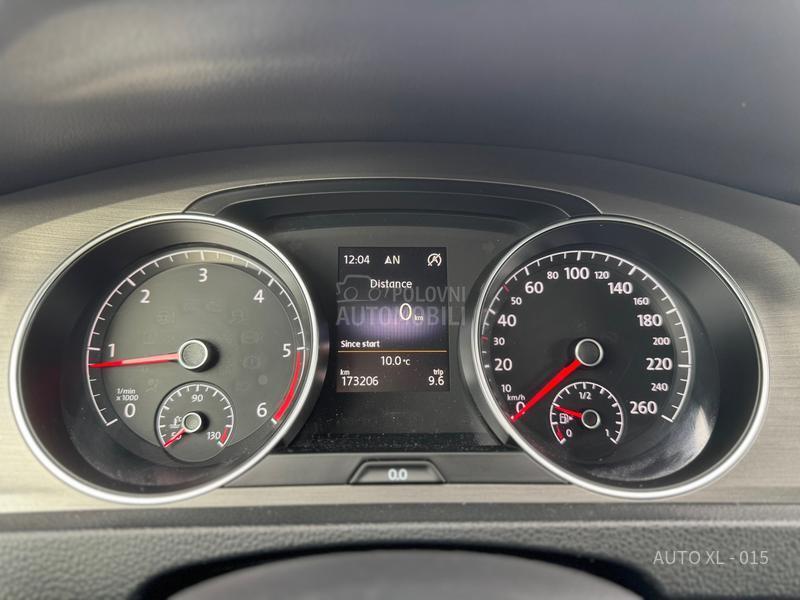 Volkswagen Golf 7 1.6 TDI // HIGHLINE