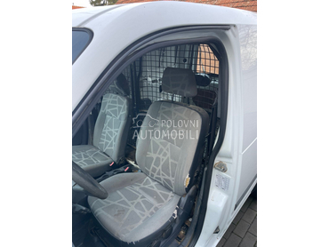 pregrada tovarnog prostora za Ford Tourneo Connect, Transit Connect od 2002. do 2013. god.