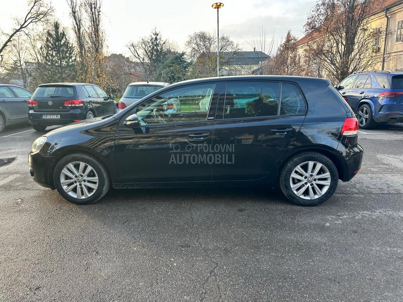 Volkswagen Golf 6 1.6 TDI STYLE