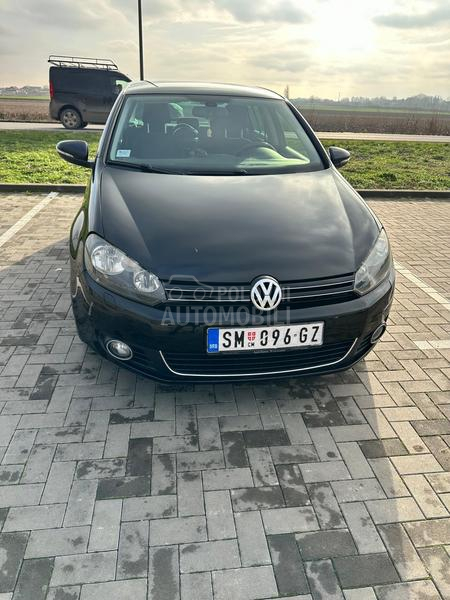 Volkswagen Golf 6 1.6 TDI STYLE