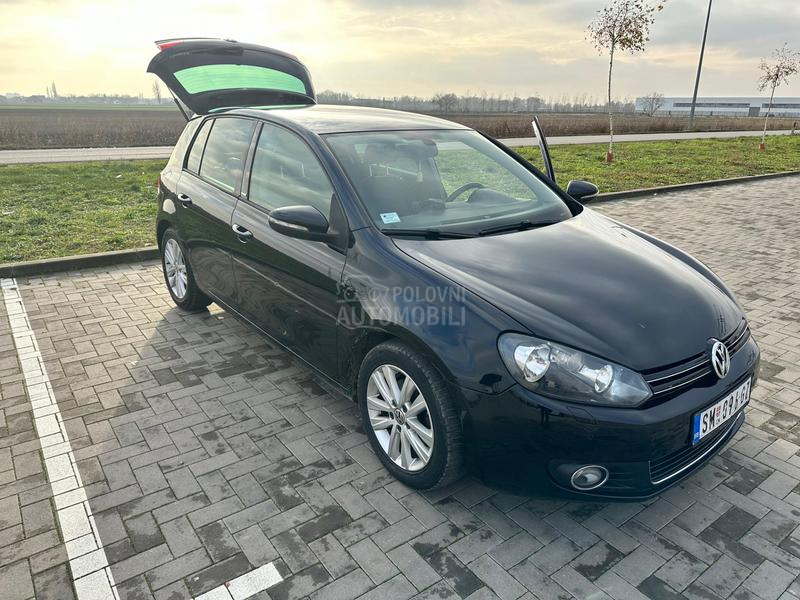 Volkswagen Golf 6 1.6 TDI STYLE