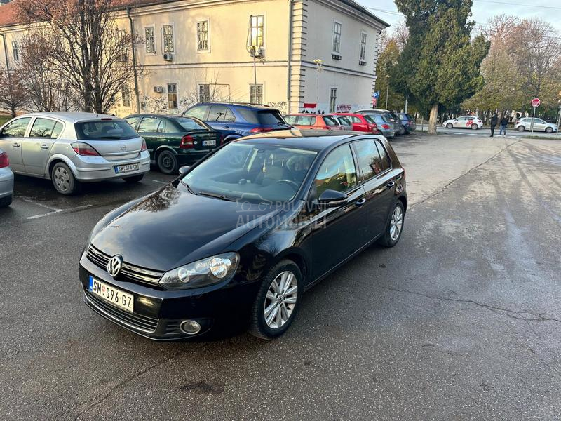 Volkswagen Golf 6 1.6 TDI STYLE