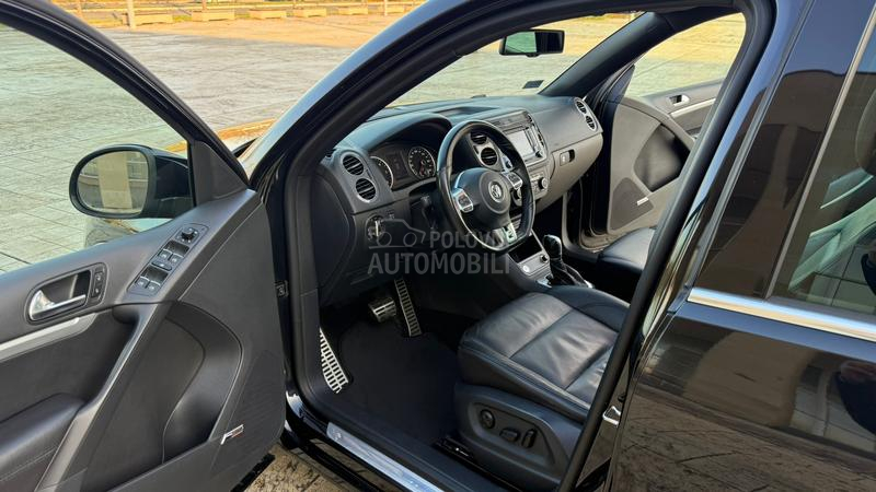 Volkswagen Tiguan 3xRLINE DSG F1 PANO