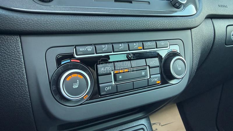 Volkswagen Tiguan 3xRLINE DSG F1 PANO