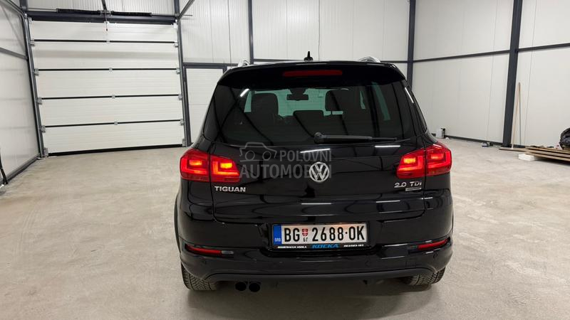Volkswagen Tiguan 3xRLINE DSG F1 PANO