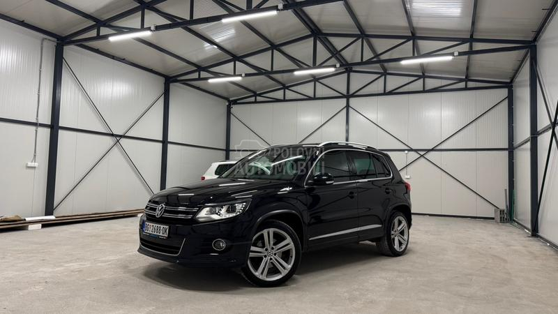 Volkswagen Tiguan 3xRLINE DSG F1 PANO