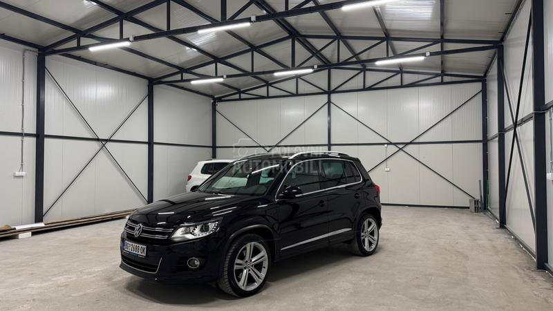 Volkswagen Tiguan 3xRLINE DSG F1 PANO