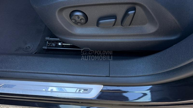 Volkswagen Tiguan 3xRLINE DSG F1 PANO