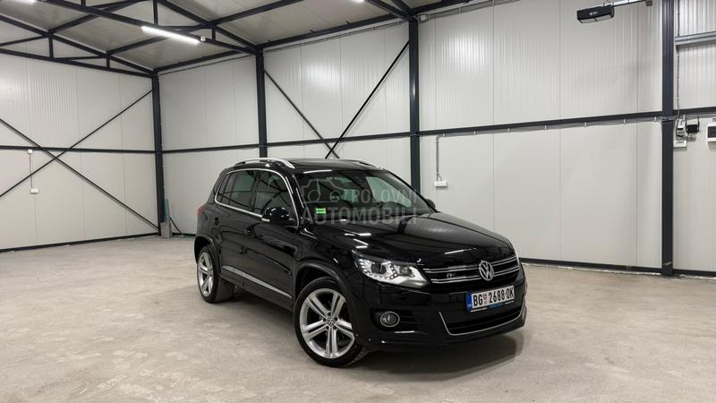Volkswagen Tiguan 3xRLINE DSG F1 PANO