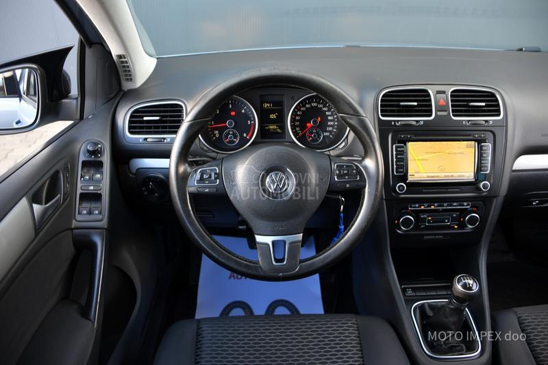 Volkswagen Golf 6 1.6 TDI/COMFORT/NAV