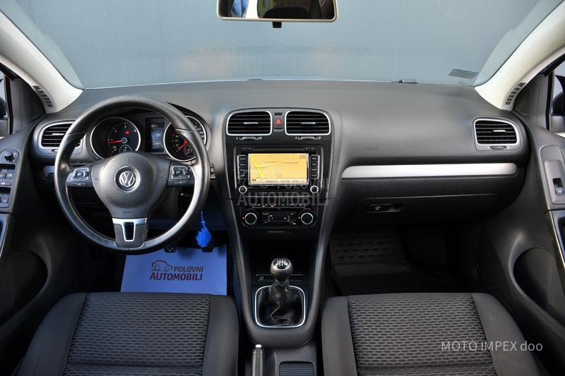Volkswagen Golf 6 1.6 TDI/COMFORT/NAV