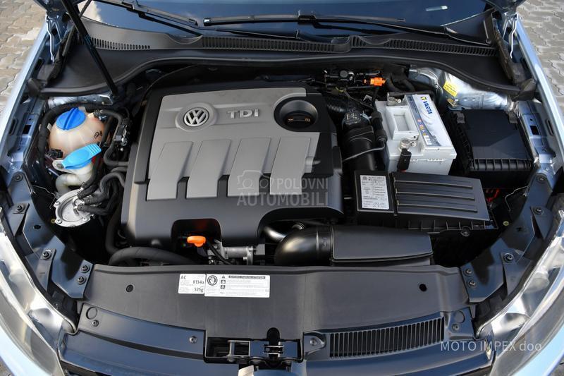Volkswagen Golf 6 1.6 TDI/COMFORT/NAV
