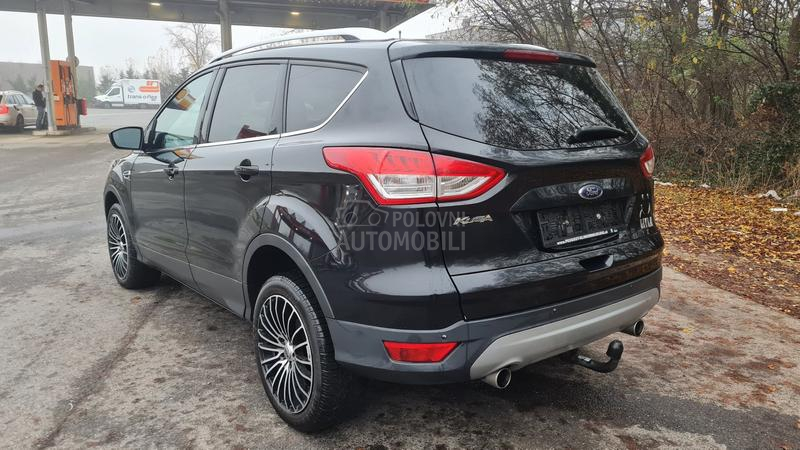 Ford Kuga TITANIUM