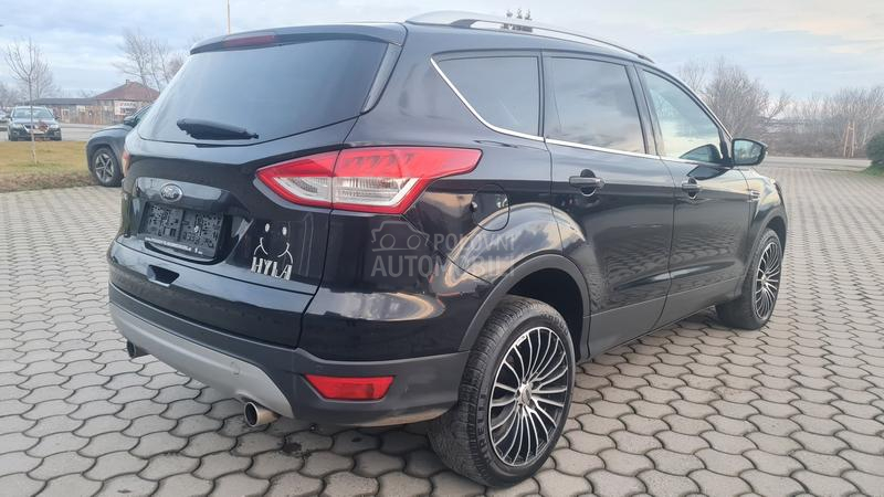 Ford Kuga TITANIUM