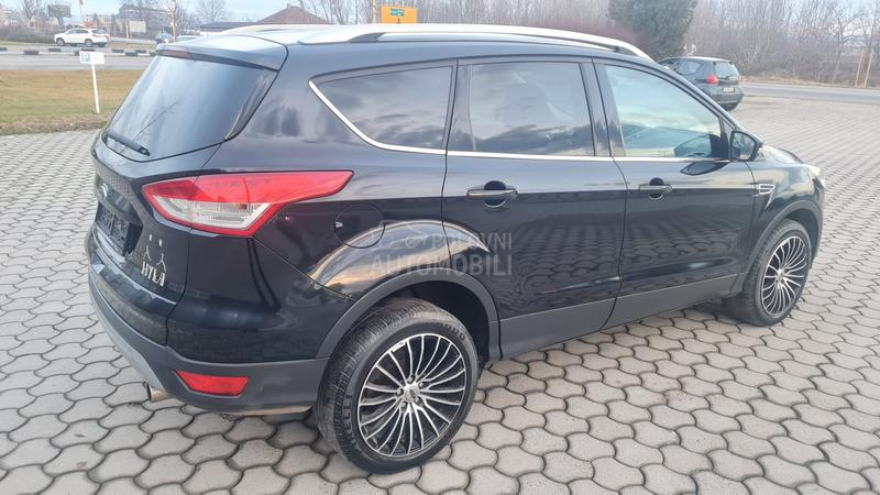 Ford Kuga TITANIUM