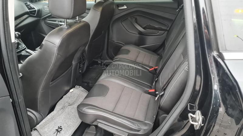 Ford Kuga TITANIUM