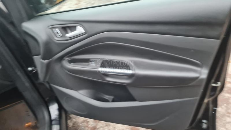 Ford Kuga TITANIUM