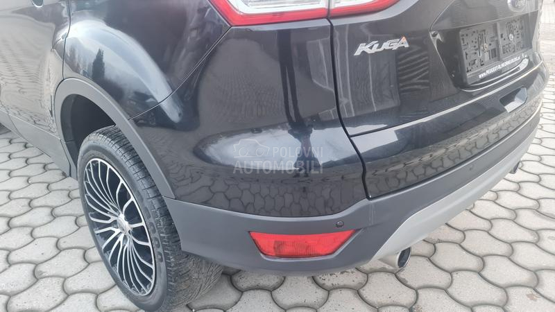 Ford Kuga TITANIUM
