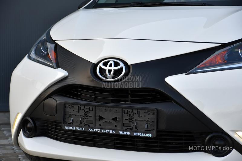 Toyota Aygo 1.0 VVTI / N0VA / CH