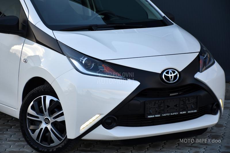 Toyota Aygo 1.0 VVTI / N0VA / CH