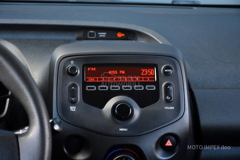 Toyota Aygo 1.0 VVTI / N0VA / CH