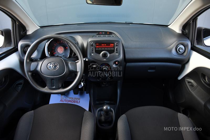 Toyota Aygo 1.0 VVTI / N0VA / CH