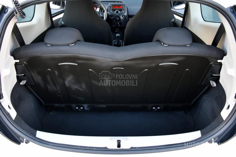 Toyota Aygo 1.0 VVTI / N0VA / CH