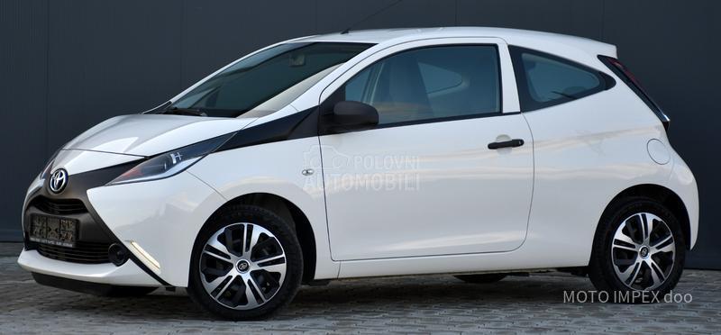 Toyota Aygo 1.0 VVTI / N0VA / CH