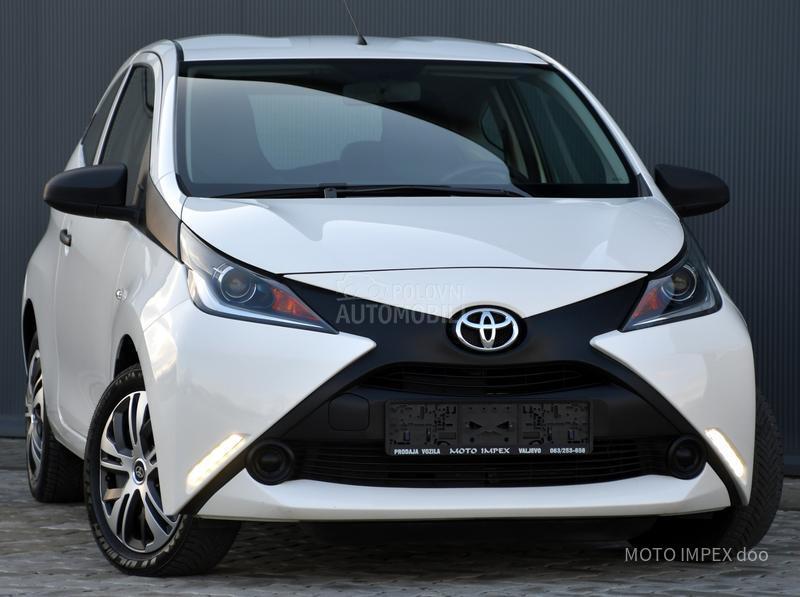 Toyota Aygo 1.0 VVTI / N0VA / CH