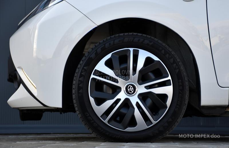 Toyota Aygo 1.0 VVTI / N0VA / CH