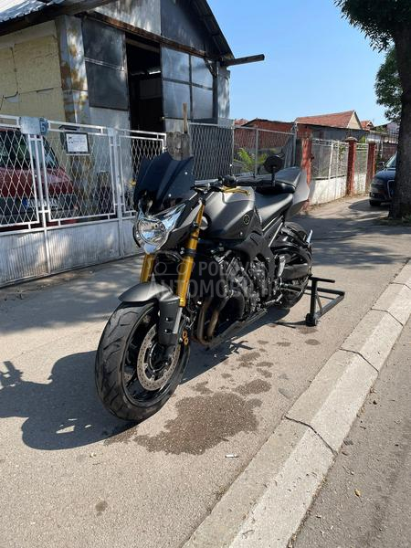 Yamaha FZ8