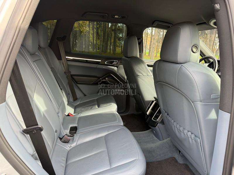 Porsche Cayenne XEN / LED