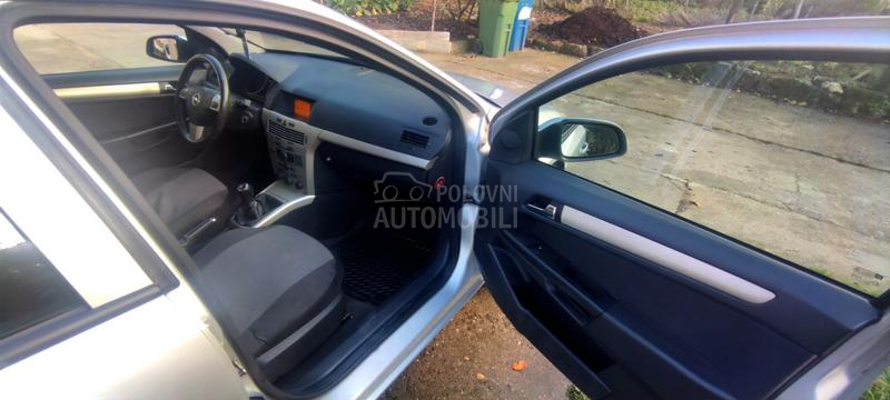 Opel Astra H 1.7cdti