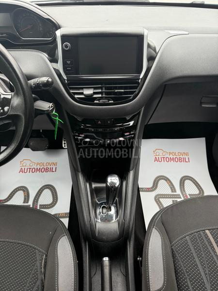 Peugeot 208 1.4HDI AUT/NAV/FUL