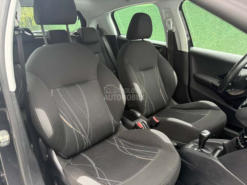 Peugeot 208 1.4HDI AUT/NAV/FUL