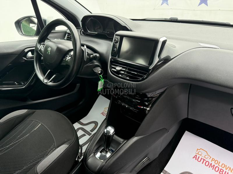 Peugeot 208 1.4HDI AUT/NAV/FUL
