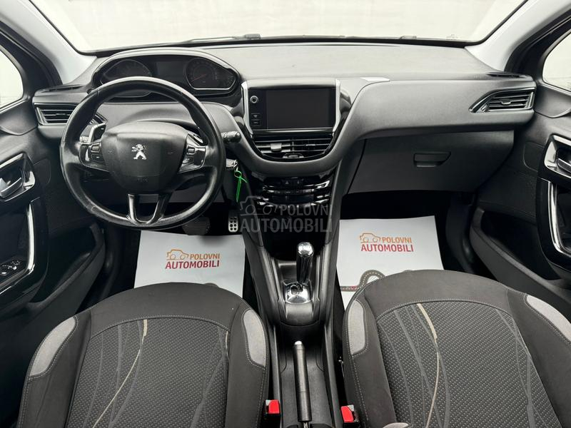 Peugeot 208 1.4HDI AUT/NAV/FUL