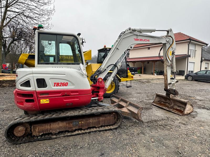 Takeuchi TB260