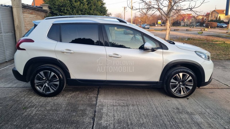 Peugeot 2008 ALLURE