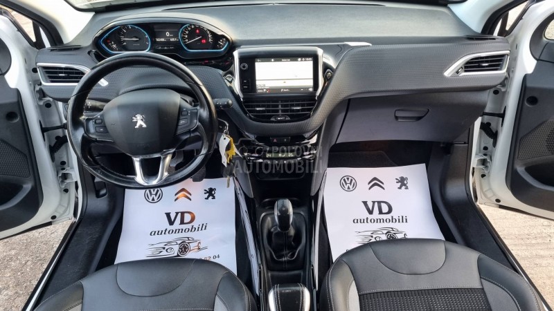 Peugeot 2008 ALLURE