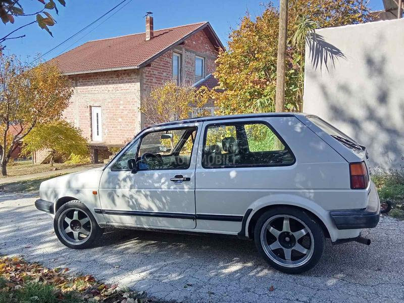 Volkswagen Golf 2 1.8gti