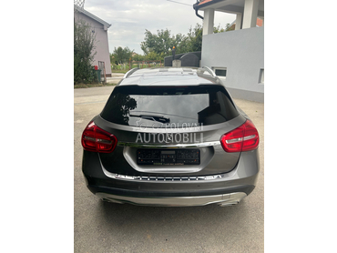 Mercedes Benz GLA 180 CDI