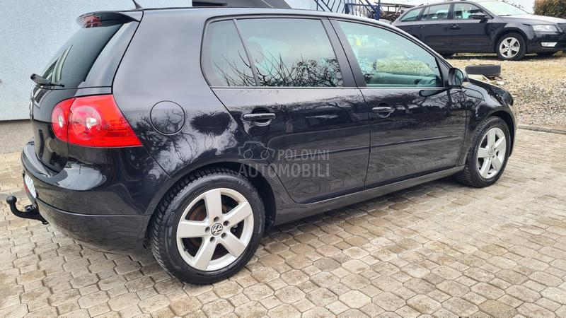 Volkswagen Golf 5 1.9TDI  GT-SPORT