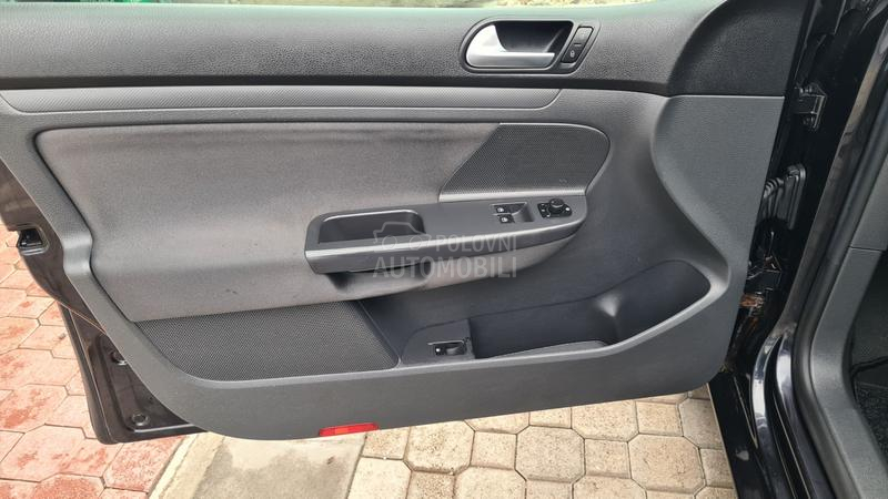 Volkswagen Golf 5 1.9TDI  GT-SPORT