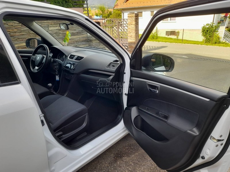 Suzuki Swift 4x4 UV0Z/CH kao NOOV