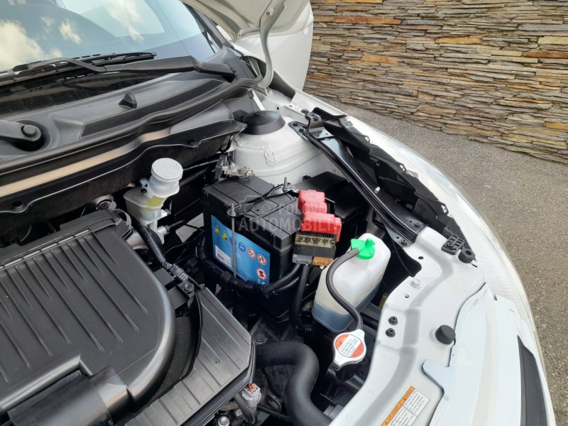 Suzuki Swift 4x4 UV0Z/CH kao NOOV