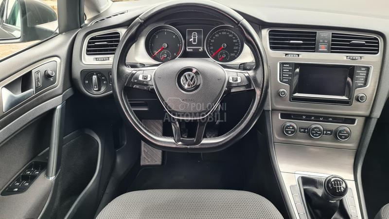 Volkswagen Golf 7 1.6TDI BLUEMOTION