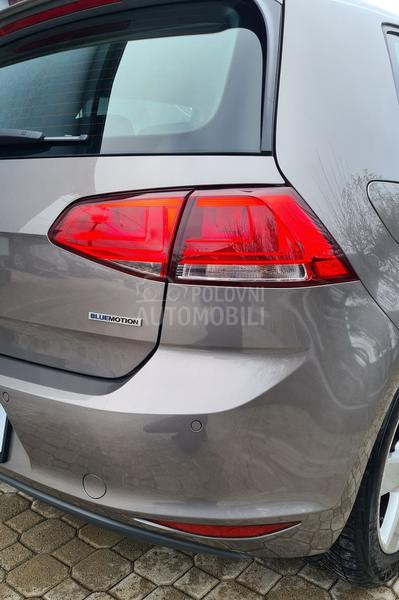 Volkswagen Golf 7 1.6TDI BLUEMOTION